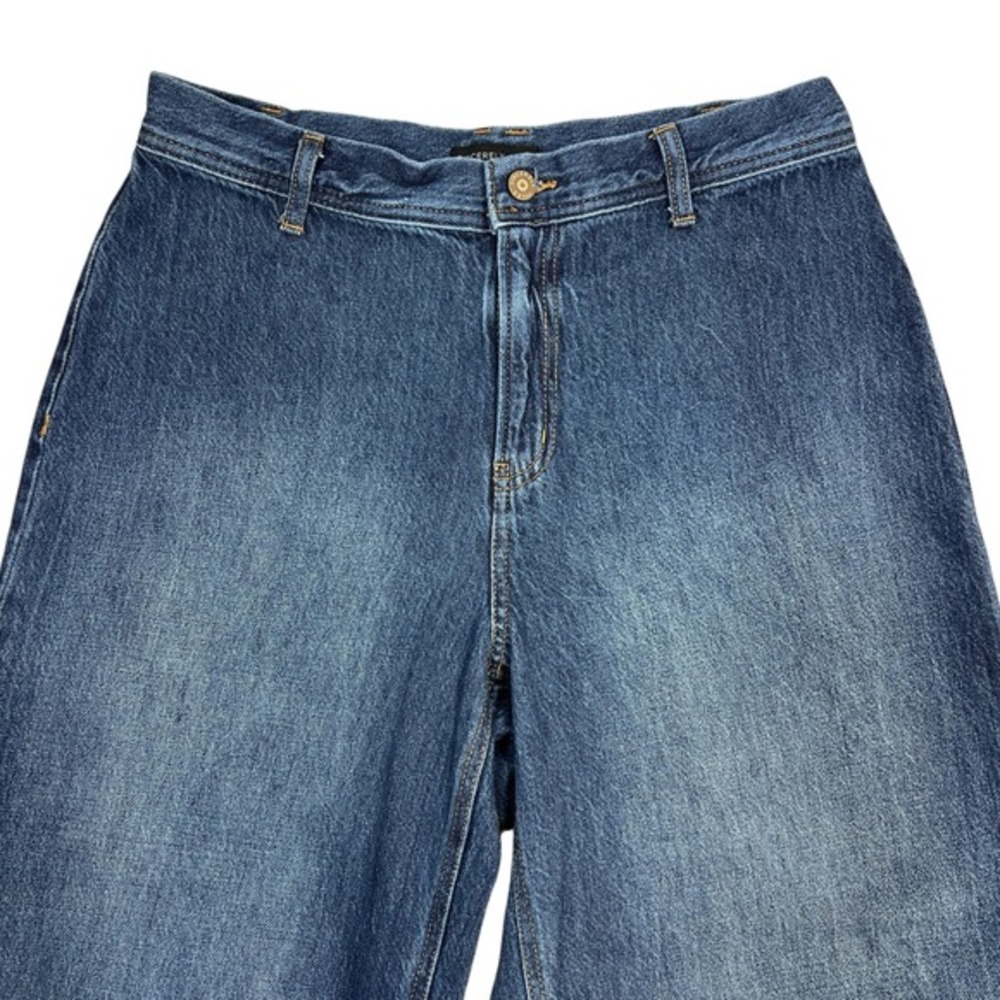 Sincerely Jules High-Rise Flare Wide Leg Crop Jeans 30" Medium Wash Raw Hem - Picture 5 of 11